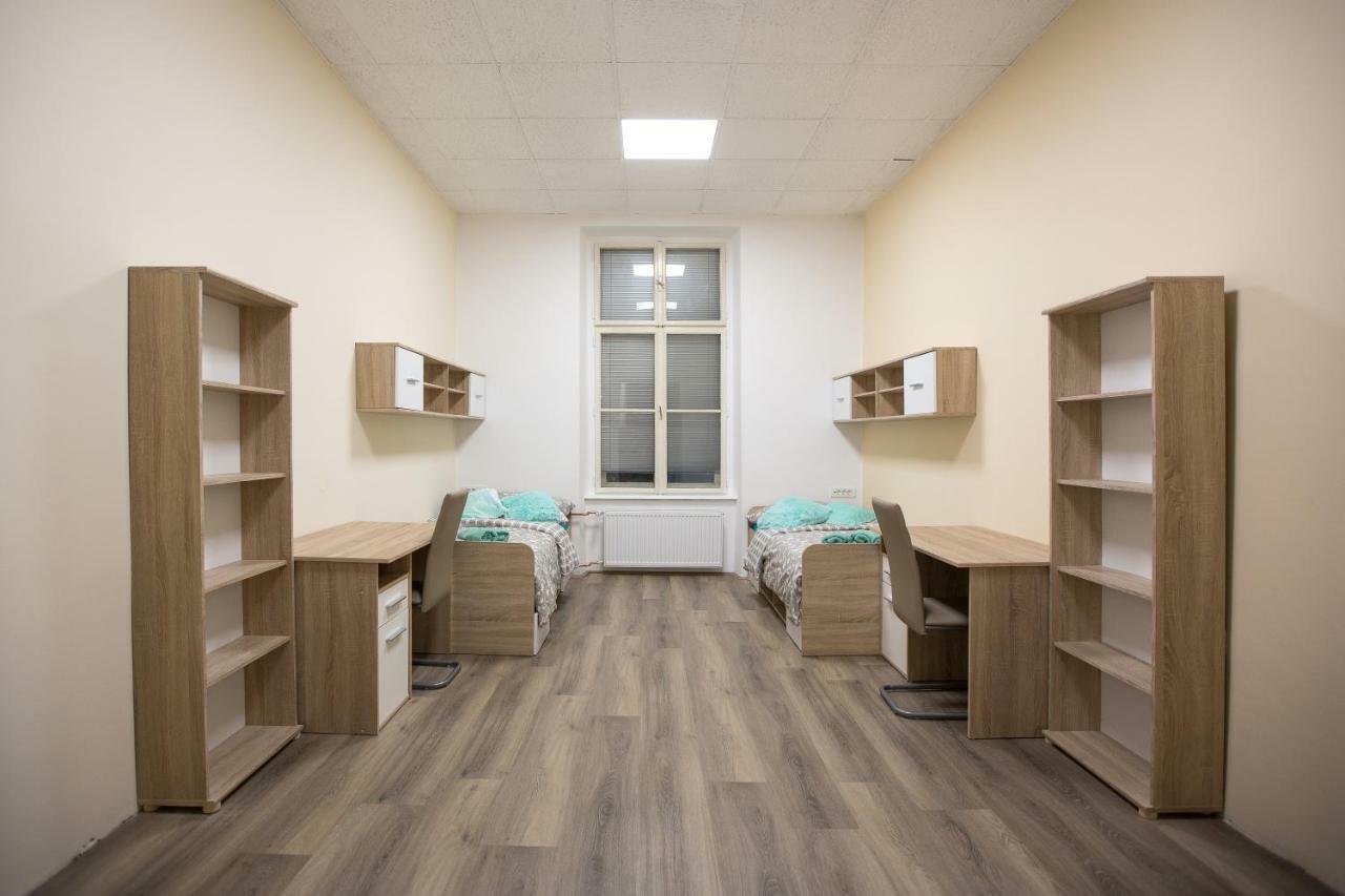 Minidorm Rooms In Heart Of City Center Maribor Buitenkant foto