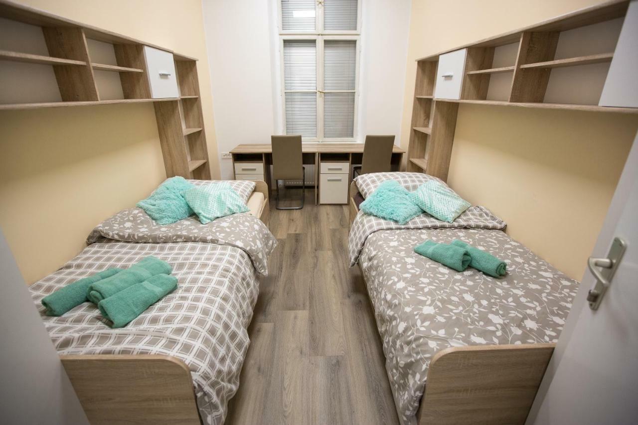 Minidorm Rooms In Heart Of City Center Maribor Buitenkant foto